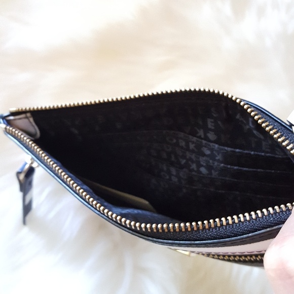 Kate spade Tinie Laurel Way Printed Wristlet - Picture 3 of 3